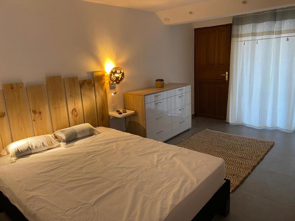 La Maison Calebasse Hotel Сен Франсоа Екстериор снимка
