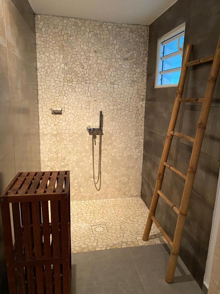 La Maison Calebasse Hotel Сен Франсоа Екстериор снимка